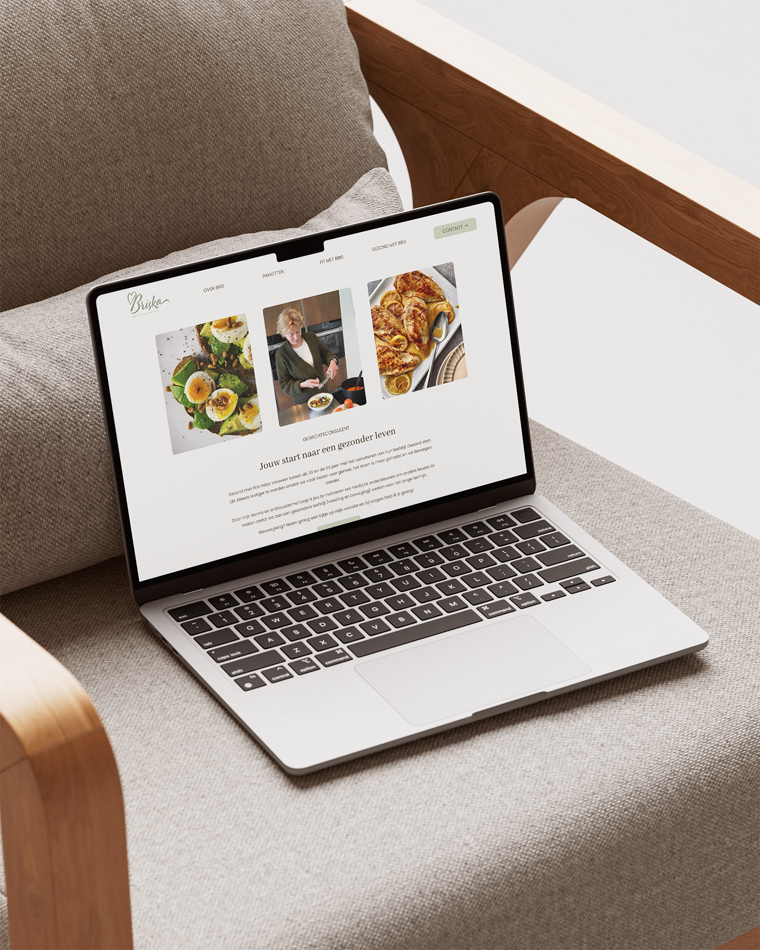 werken achter laptop